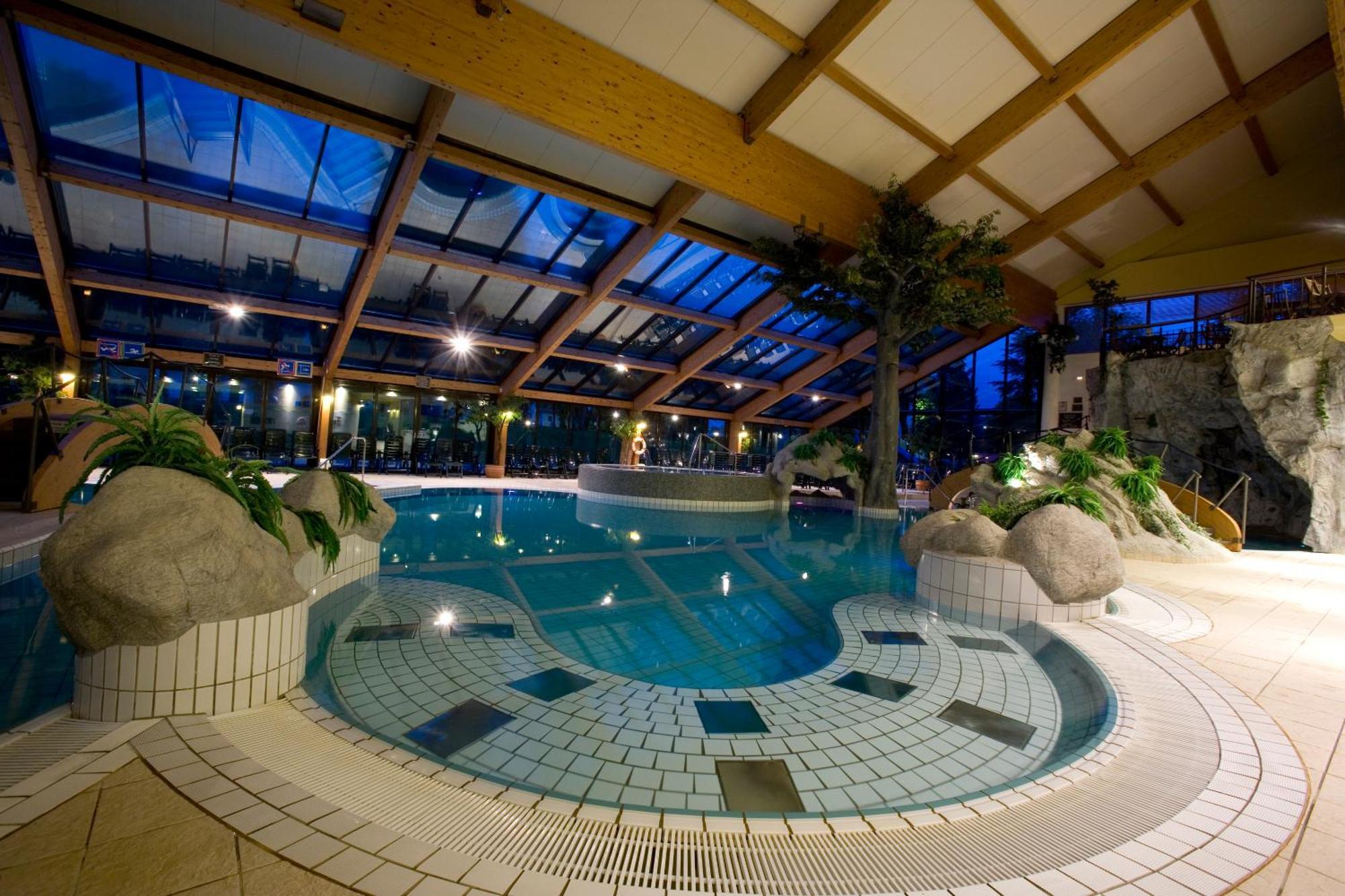 บอฮินจ์ อีโค โฮเต็ล 4 สตาร์+ Hotel Bohinjska Bistrica ภายนอก รูปภาพ