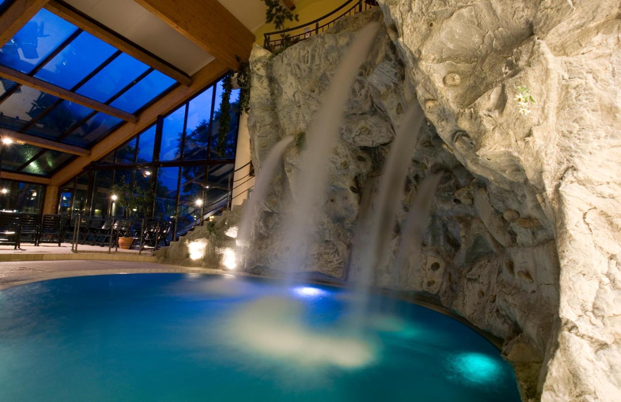 บอฮินจ์ อีโค โฮเต็ล 4 สตาร์+ Hotel Bohinjska Bistrica ภายนอก รูปภาพ