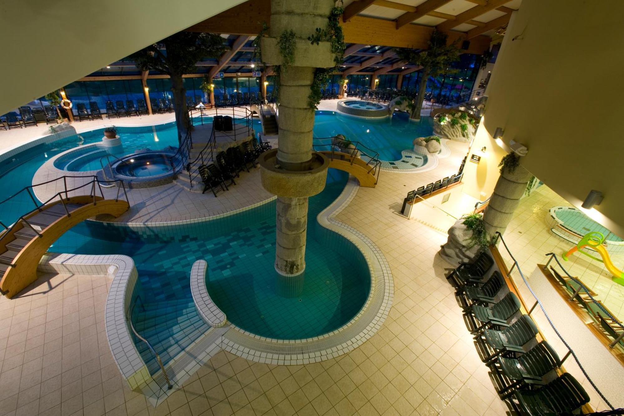 บอฮินจ์ อีโค โฮเต็ล 4 สตาร์+ Hotel Bohinjska Bistrica ภายนอก รูปภาพ