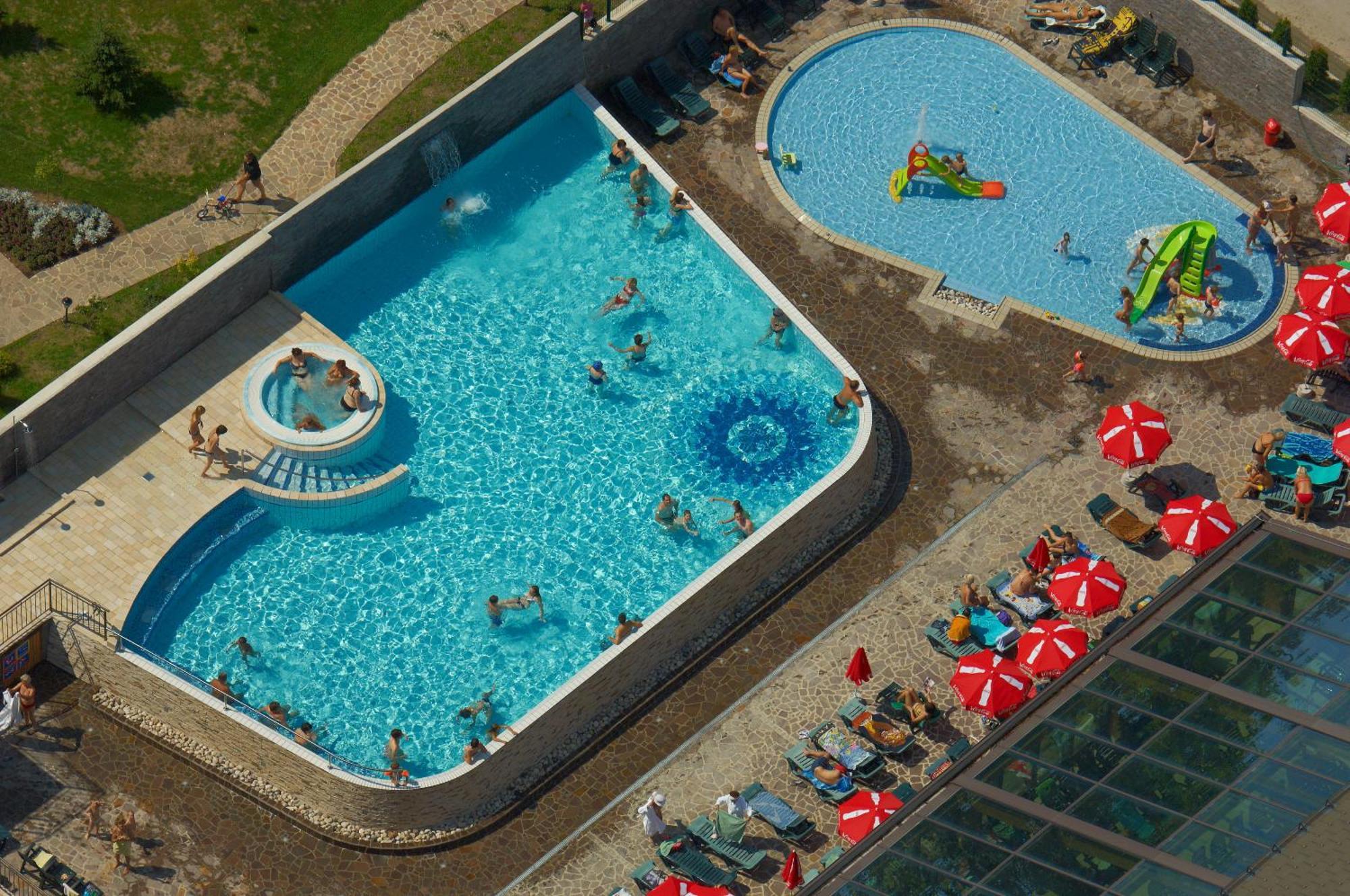 บอฮินจ์ อีโค โฮเต็ล 4 สตาร์+ Hotel Bohinjska Bistrica ภายนอก รูปภาพ