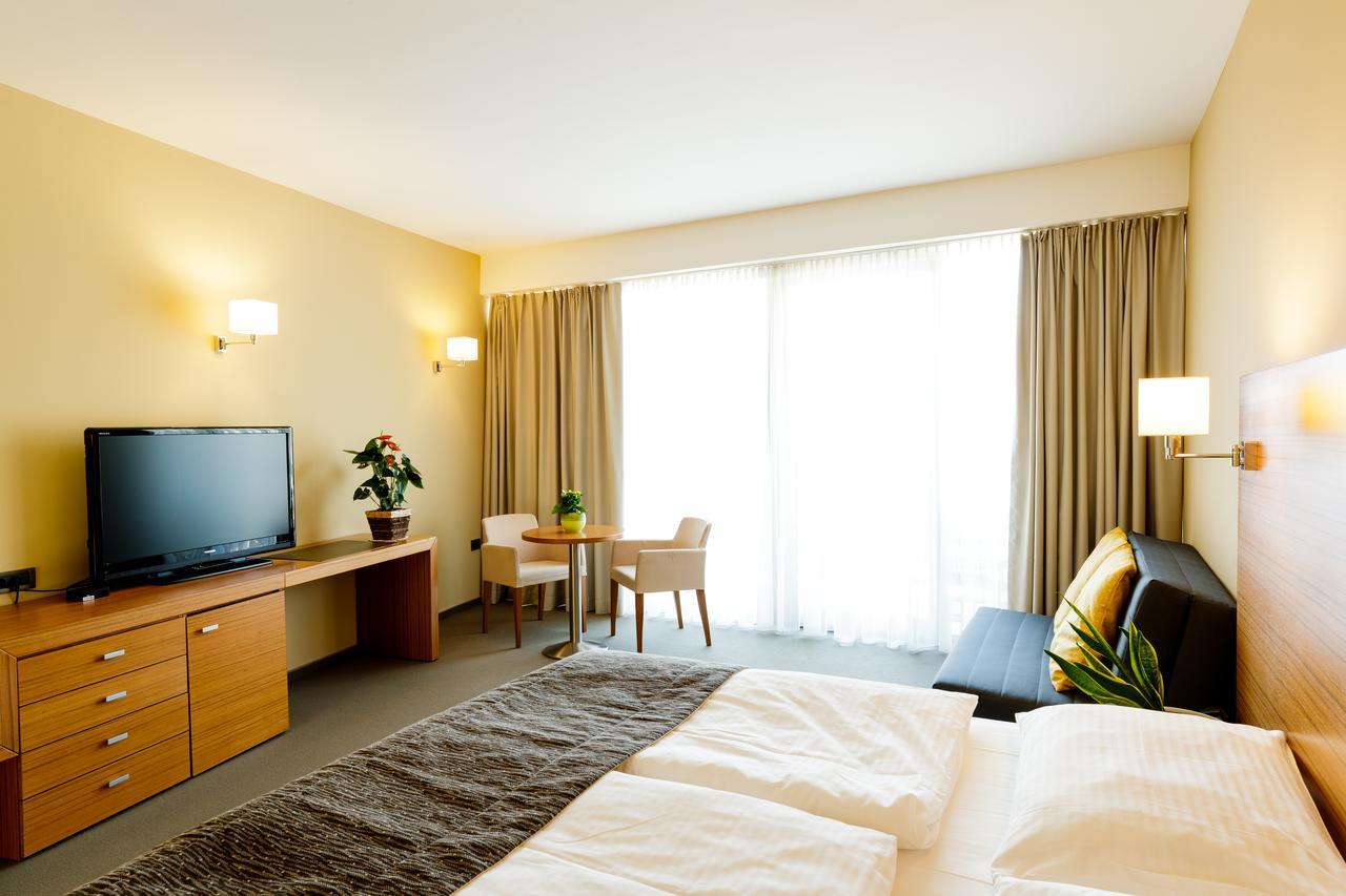 บอฮินจ์ อีโค โฮเต็ล 4 สตาร์+ Hotel Bohinjska Bistrica ภายนอก รูปภาพ